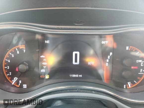 ✅ 2018 Dodge Durango GT • VIN: 1C4RDJDG5JC307530 • Lot: 91823805. Listed on Copart with 115,643 mi. Free auction sales archive from the USA and detailed vehicle history report at DreamBid. Image 9.