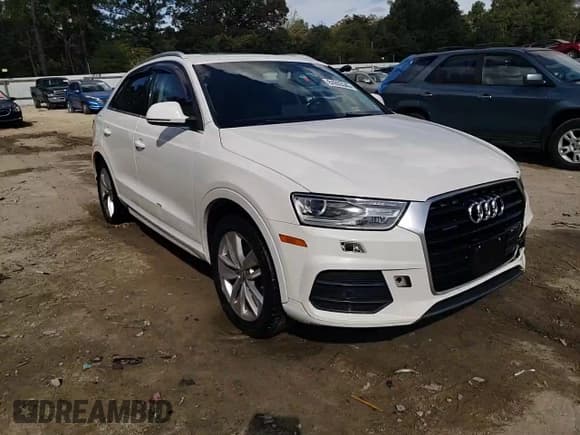 ✅ 2016 Audi Q3 Premium Plus • VIN: WA1EFCFS1GR013001 • Lot: 84905545. Wystawiony na Copart z przebiegiem 138 105 mil. Bezpłatny archiwum sprzedaży aukcyjnych z USA i szczegółowy raport historii pojazdu na DreamBid. Zdjęcie 14.