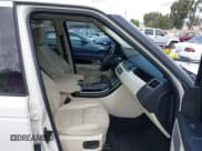 ✅ 2010 Land Rover Range Rover Sport SC • VIN: SALSH2E42AA224075 • Lot: 43176659. Wystawiony na IAAI z przebiegiem 129 476 mil. Bezpłatny archiwum sprzedaży aukcyjnych z USA i szczegółowy raport historii pojazdu na DreamBid. Zdjęcie 5.