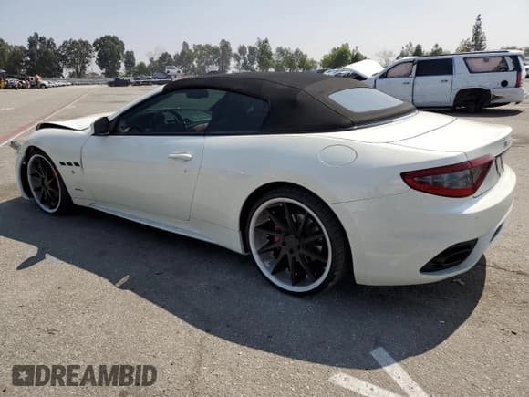 ✅ 2018 Maserati GranTurismo Sport • VIN: ZAM45VMA6J0278885 • Lot: 68682793. Wystawiony na Copart z przebiegiem 46 371 mil. Bezpłatny archiwum sprzedaży aukcyjnych z USA i szczegółowy raport historii pojazdu na DreamBid. Zdjęcie 2.