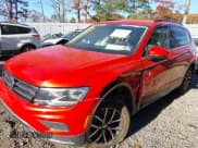✅ 2019 Volkswagen Tiguan SE • VIN: 3VV2B7AX7KM118569 • Lot: 43615986. Wystawiony na IAAI z przebiegiem 40 899 mil. Bezpłatny archiwum sprzedaży aukcyjnych z USA i szczegółowy raport historii pojazdu na DreamBid. Zdjęcie 6.