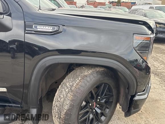 ✅ 2025 GMC Sierra 1500 Elevation • VIN: 1GTUUCE87SZ133827 • Lot: 92056325. Wystawiony na Copart z przebiegiem Nie podano. Bezpłatny archiwum sprzedaży aukcyjnych z USA i szczegółowy raport historii pojazdu na DreamBid. Zdjęcie 12.