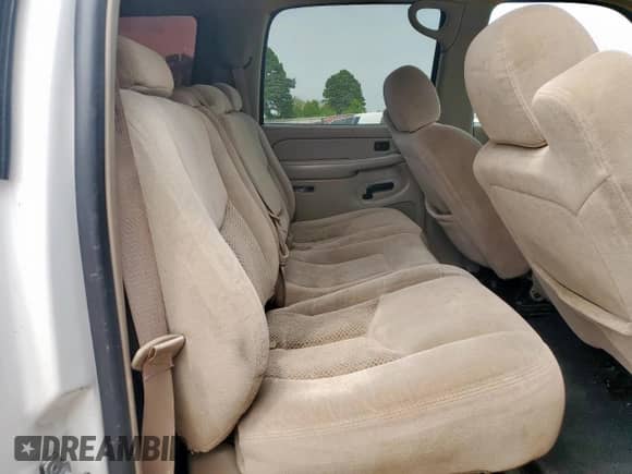2004 Chevrolet Suburban LT с VIN 3GNEC16Z54G338771, выставлен на аукционе Copart как лот 70651405 с пробегом 145 849 миль миль и Списание • Salvage title. История ставок и продаж доступна на DreamBid. Изображение 11.