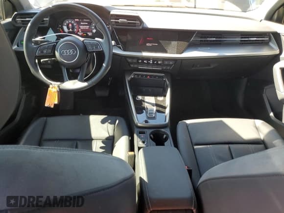 ✅ 2022 Audi A3 Premium • VIN: WAUGUDGY0NA029809 • Лот: 89520215. Опубликован ранее на Copart с пробегом 50 049 миль. Бесплатный доступ к архиву аукционных продаж из США и подробный отчёт об истории автомобиля на DreamBid. Изображение 8.