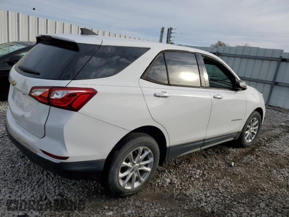 ✅ 2018 Chevrolet Equinox LS • VIN: 3GNAXHEV5JS531716 • Лот: 91107125. Опубликован ранее на Copart с пробегом Не указан. Бесплатный доступ к архиву аукционных продаж из США и подробный отчёт об истории автомобиля на DreamBid. Изображение 3.