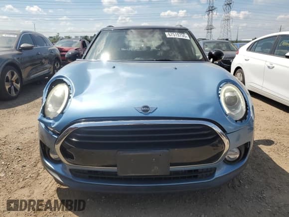 ✅ 2017 MINI Clubman Cooper • VIN: WMWLU1C59H2F27033 • Lot: 67519755. Wystawiony na Copart z przebiegiem 77 326 mil. Bezpłatny archiwum sprzedaży aukcyjnych z USA i szczegółowy raport historii pojazdu na DreamBid. Zdjęcie 5.