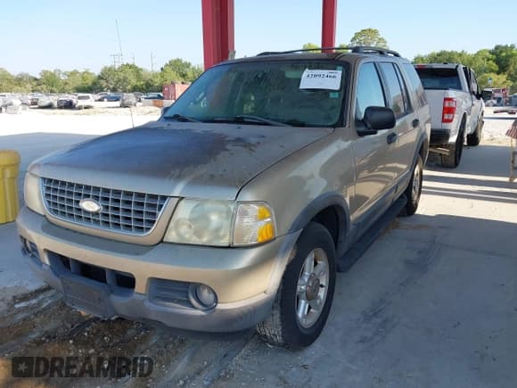 ✅ 2003 Ford Explorer XLT • VIN: 1FMZU73K63ZA27880 • Lot: 42092466. Listed on IAAI with 185,070 mi. Free auction sales archive from the USA and detailed vehicle history report at DreamBid. Image 2.