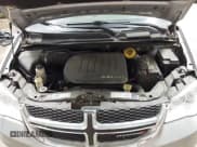 ✅ 2017 Dodge Grand Caravan SXT • VIN: 2C4RDGCG1HR554176 • Lot: 43617027. Wystawiony na IAAI z przebiegiem 217 653 mil. Bezpłatny archiwum sprzedaży aukcyjnych z USA i szczegółowy raport historii pojazdu na DreamBid. Zdjęcie 10.