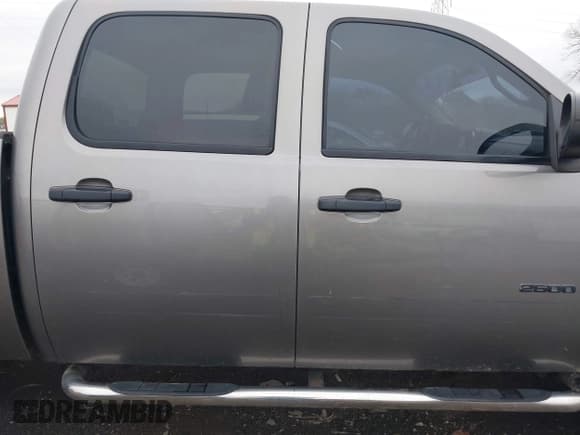 ✅ 2009 Chevrolet Silverado 2500HD LT • VIN: 1GCHK53K79F153282 • Лот: 41920389. Опубликован ранее на IAAI с пробегом 206 924 миль. Бесплатный доступ к архиву аукционных продаж из США и подробный отчёт об истории автомобиля на DreamBid. Изображение 13.