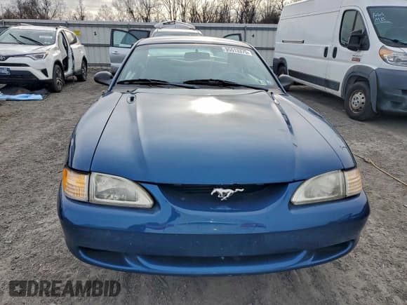 ✅ 1998 Ford Mustang GT • VIN: 1FAFP42X9WF241834 • Lot: 95513375. Listed on Copart with 68,567 mi. Free auction sales archive from the USA and detailed vehicle history report at DreamBid. Image 5.