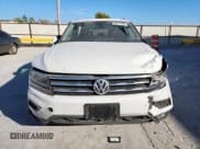 ✅ 2018 Volkswagen Tiguan SEL Premium • VIN: 3VV5B7AX9JM006643 • Lot: 92811795. Listed on Copart with 167,783 mi. Free auction sales archive from the USA and detailed vehicle history report at DreamBid. Image 5.