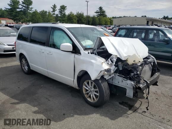 ✅ 2019 Dodge Grand Caravan SXT • VIN: 2C4RDGCG0KR755462 • Лот: 69552725. Опубликован ранее на Copart с пробегом Не указан. Бесплатный доступ к архиву аукционных продаж из США и подробный отчёт об истории автомобиля на DreamBid. Изображение 4.