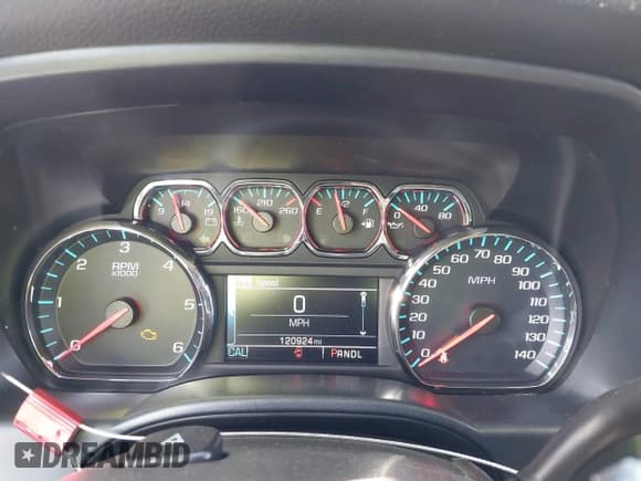 ✅ 2018 Chevrolet Silverado 1500 LT • VIN: 3GCPCREC1JG358699 • Lot: 43492968. Wystawiony na IAAI z przebiegiem 120 924 mil. Bezpłatny archiwum sprzedaży aukcyjnych z USA i szczegółowy raport historii pojazdu na DreamBid. Zdjęcie 7.