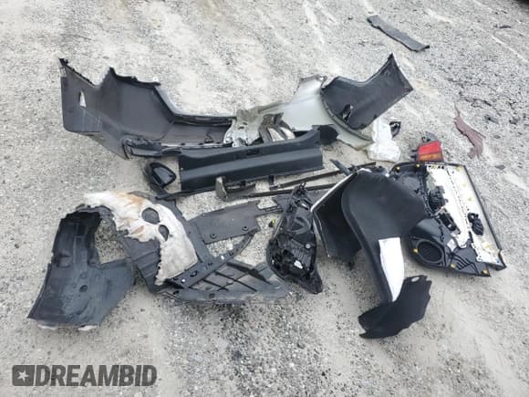 ✅ 2020 Nissan Altima SR • VIN: 1N4BL4CV6LC261270 • Lot: 81843725. Wystawiony na Copart z przebiegiem 61 897 mil. Bezpłatny archiwum sprzedaży aukcyjnych z USA i szczegółowy raport historii pojazdu na DreamBid. Zdjęcie 12.