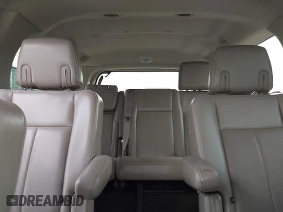 ✅ 2010 Ford Expedition Max Limited • VIN: 1FMJK2A57AEB70862 • Lot: 40696357. Listed on IAAI with Not provided. Free auction sales archive from the USA and detailed vehicle history report at DreamBid. Image 8.