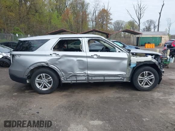 ✅ 2022 Ford Explorer • VIN: 1FMSK7BH9NGA08252 • Лот: 42012523. Опубликован ранее на IAAI с пробегом 122 293 миль. Бесплатный доступ к архиву аукционных продаж из США и подробный отчёт об истории автомобиля на DreamBid. Изображение 13.