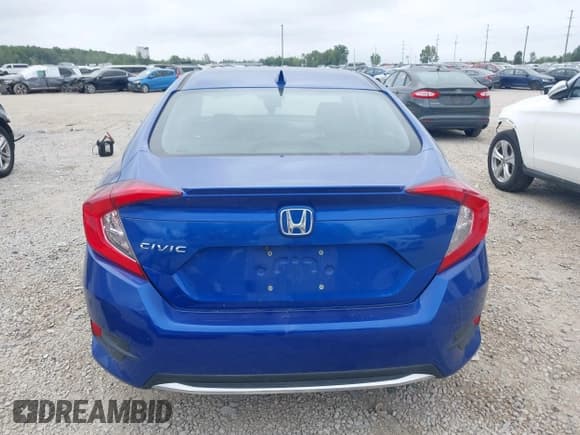 ✅ 2020 Honda Civic EX • VIN: 19XFC1F31LE024229 • Lot: 43039919. Wystawiony na IAAI z przebiegiem 84 460 mil. Bezpłatny archiwum sprzedaży aukcyjnych z USA i szczegółowy raport historii pojazdu na DreamBid. Zdjęcie 17.