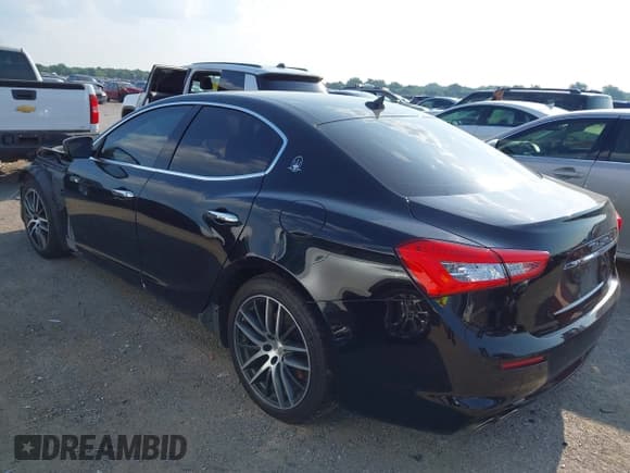 ✅ 2018 Maserati Ghibli • VIN: ZAM57XSA4J1295210 • Lot: 42378480. Listed on IAAI with 43,408 mi. Free auction sales archive from the USA and detailed vehicle history report at DreamBid. Image 3.