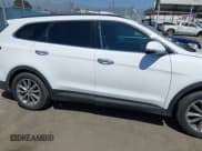 ✅ 2017 Hyundai Santa Fe SE • VIN: KM8SN4HF6HU190123 • Лот: 42316338. Опубликован ранее на IAAI с пробегом 151 409 миль. Бесплатный доступ к архиву аукционных продаж из США и подробный отчёт об истории автомобиля на DreamBid. Изображение 13.