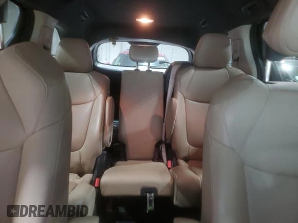 ✅ 2021 Toyota Sienna XLE • VIN: 5TDYRKEC5MS007035 • Lot: 92400495. Listed on Copart with 106,645 mi. Free auction sales archive from the USA and detailed vehicle history report at DreamBid. Image 10.