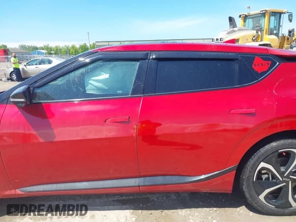 ✅ 2024 Kia EV6 GT-Line • VIN: KNDC4DLC5R5223990 • Лот: 42379701. Опубликован ранее на IAAI с пробегом 14 060 миль. Бесплатный доступ к архиву аукционных продаж из США и подробный отчёт об истории автомобиля на DreamBid. Изображение 14.