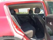 ✅ 2013 Kia Sportage LX • VIN: KNDPB3A25D7468183 • Lot: 42970473. Wystawiony na IAAI z przebiegiem 209 365 mil. Bezpłatny archiwum sprzedaży aukcyjnych z USA i szczegółowy raport historii pojazdu na DreamBid. Zdjęcie 8.