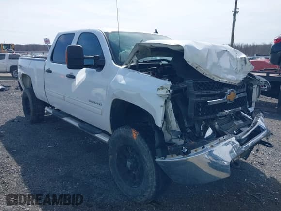 ✅ 2014 Chevrolet Silverado 2500HD LT • VIN: 1GC1KXE83EF156026 • Lot: 41830549. Listed on IAAI with 96,619 mi. Free auction sales archive from the USA and detailed vehicle history report at DreamBid. Image 1.