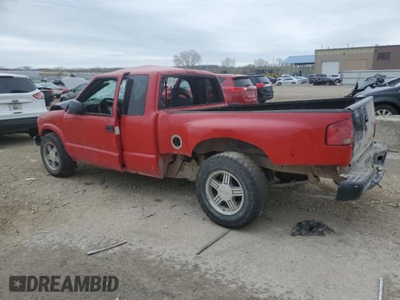 ✅ 2003 Chevrolet S-10 LS • VIN: 1GCCS19X538181521 • Лот: 51271475. Опубликован ранее на Copart с пробегом Не указан. Бесплатный доступ к архиву аукционных продаж из США и подробный отчёт об истории автомобиля на DreamBid. Изображение 2.