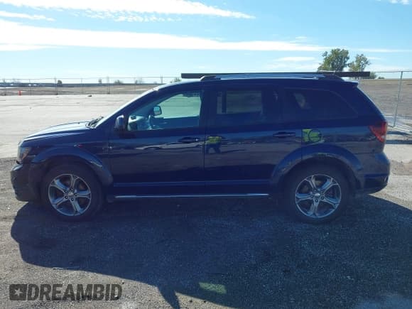 ✅ 2017 Dodge Journey Crossroad Plus • VIN: 3C4PDDGG7HT575661 • Лот: 43388783. Опубликован ранее на IAAI с пробегом 91 885 миль. Бесплатный доступ к архиву аукционных продаж из США и подробный отчёт об истории автомобиля на DreamBid. Изображение 15.