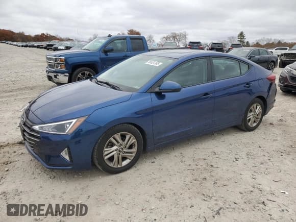 ✅ 2019 Hyundai Elantra Value Edition • VIN: 5NPD84LF5KH433241 • Лот: 90451395. Опубликован ранее на Copart с пробегом 68 449 миль. Бесплатный доступ к архиву аукционных продаж из США и подробный отчёт об истории автомобиля на DreamBid. Изображение 1.