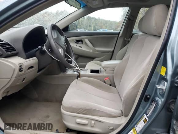 2011 Toyota Camry LE с VIN 4T1BF3EK1BU632726, выставлен на аукционе Copart как лот 82595995 с пробегом 186 011 миль миль и Списание • Salvage title. История ставок и продаж доступна на DreamBid. Изображение 7.