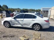 ✅ 2008 Honda Accord EX-L • VIN: JHMCP26818C077096 • Lot: 43458042. Wystawiony na IAAI z przebiegiem 238 505 mil. Bezpłatny archiwum sprzedaży aukcyjnych z USA i szczegółowy raport historii pojazdu na DreamBid. Zdjęcie 14.