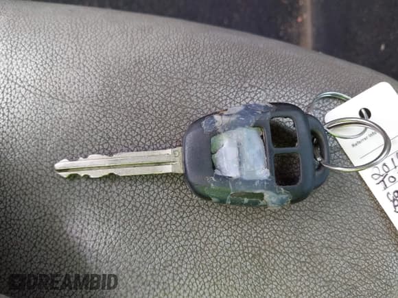 ✅ 2014 Toyota Camry L • VIN: 4T4BF1FK2ER343688 • Lot: 42525617. Listed on IAAI with 150,743 mi. Free auction sales archive from the USA and detailed vehicle history report at DreamBid. Image 11.