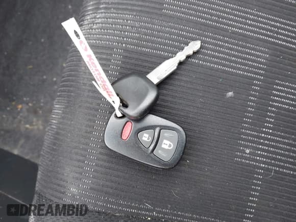 ✅ 2011 Suzuki SX4 Crossover • VIN: JS2YB5A39B6301570 • Lot: 41666875. Wystawiony na IAAI z przebiegiem 103 724 mil. Bezpłatny archiwum sprzedaży aukcyjnych z USA i szczegółowy raport historii pojazdu na DreamBid. Zdjęcie 11.