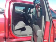 ✅ 2019 Chevrolet Silverado 1500 RST • VIN: 3GCPWDED0KG149801 • Lot: 43593303. Wystawiony na IAAI z przebiegiem 127 333 mil. Bezpłatny archiwum sprzedaży aukcyjnych z USA i szczegółowy raport historii pojazdu na DreamBid. Zdjęcie 8.