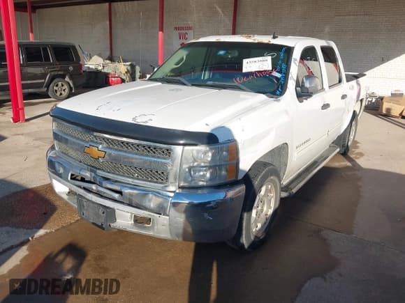 ✅ 2012 Chevrolet Silverado 1500 LT • VIN: 3GCPCSE03CG241402 • Лот: 43583888. Опубликован ранее на IAAI с пробегом 318 449 миль. Бесплатный доступ к архиву аукционных продаж из США и подробный отчёт об истории автомобиля на DreamBid. Изображение 6.