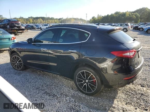 ✅ 2019 Maserati Levante • VIN: ZN661XUAXKX325718 • Лот: 70430973. Опубликован ранее на Copart с пробегом 69 612 миль. Бесплатный доступ к архиву аукционных продаж из США и подробный отчёт об истории автомобиля на DreamBid. Изображение 2.