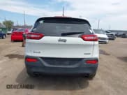 ✅ 2014 Jeep Cherokee Altitude • VIN: 1C4PJMCS2EW128356 • Lot: 42513328. Listed on IAAI with 89,884 mi. Free auction sales archive from the USA and detailed vehicle history report at DreamBid. Image 17.