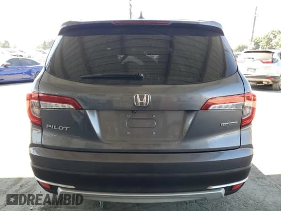 ✅ 2019 Honda Pilot Touring 8-Passenger • VIN: 5FNYF5H90KB043176 • Lot: 71208325. Listed on Copart with 56,580 mi. Free auction sales archive from the USA and detailed vehicle history report at DreamBid. Image 6.