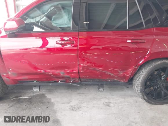 ✅ 2023 Cadillac Escalade 4WD Sport • VIN: 1GYS4FKLXPR327898 • Лот: 41420214. Опубликован ранее на IAAI с пробегом 11 960 миль. Бесплатный доступ к архиву аукционных продаж из США и подробный отчёт об истории автомобиля на DreamBid. Изображение 19.