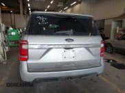 ✅ 2018 Ford Expedition Max XL • VIN: 1FMJK1GT6JEA49496 • Lot: 42519819. Wystawiony na IAAI z przebiegiem 100 996 mil. Bezpłatny archiwum sprzedaży aukcyjnych z USA i szczegółowy raport historii pojazdu na DreamBid. Zdjęcie 17.