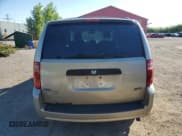 ✅ 2008 Dodge Grand Caravan SE • VIN: 2D8HN44H68R812966 • Lot: 70641565. Wystawiony na Copart z przebiegiem 234 114 mil. Bezpłatny archiwum sprzedaży aukcyjnych z USA i szczegółowy raport historii pojazdu na DreamBid. Zdjęcie 6.
