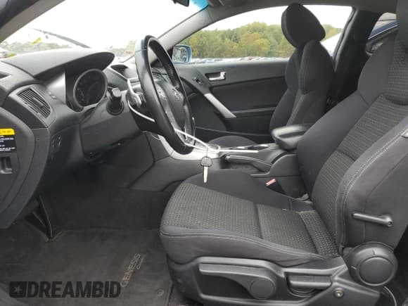 ✅ 2011 Hyundai Genesis Coupe • VIN: KMHHT6KD1AU011334 • Lot: 86675715. Wystawiony na Copart z przebiegiem 108 239 mil. Bezpłatny archiwum sprzedaży aukcyjnych z USA i szczegółowy raport historii pojazdu na DreamBid. Zdjęcie 7.