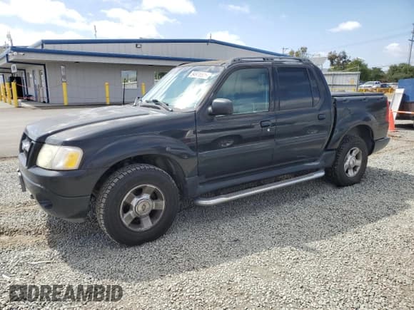 ✅ 2004 Ford Explorer Sport Trac XLS • VIN: 1FMDU77KX4UB81284 • Lot: 54976525. Listed on Copart with 179,205 mi. Free auction sales archive from the USA and detailed vehicle history report at DreamBid. Image 1.