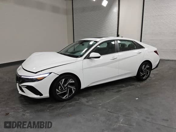 ✅ 2025 Hyundai Elantra SEL Convenience • VIN: KMHLS4DG5SU948424 • Lot: 90835265. Wystawiony na Copart z przebiegiem 11 226 mil. Bezpłatny archiwum sprzedaży aukcyjnych z USA i szczegółowy raport historii pojazdu na DreamBid. Zdjęcie 1.