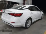 ✅ 2022 Nissan Sentra S • VIN: 3N1AB8BV1NY253589 • Lot: 43209975. Wystawiony na IAAI z przebiegiem 49 261 mil. Bezpłatny archiwum sprzedaży aukcyjnych z USA i szczegółowy raport historii pojazdu na DreamBid. Zdjęcie 4.