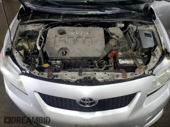 ✅ 2010 Toyota Corolla LE • VIN: 1NXBU4EE2AZ236891 • Lot: 67538195. Wystawiony na Copart z przebiegiem 253 337 mil. Bezpłatny archiwum sprzedaży aukcyjnych z USA i szczegółowy raport historii pojazdu na DreamBid. Zdjęcie 11.