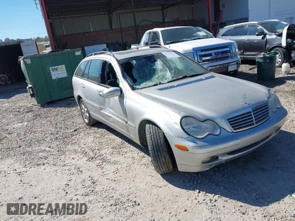 ✅ 2003 Mercedes-Benz E • VIN: WDBRH84J33F317403 • Лот: 40548616. Опубликован ранее на IAAI с пробегом 54 696 миль. Бесплатный доступ к архиву аукционных продаж из США и подробный отчёт об истории автомобиля на DreamBid. Изображение 1.