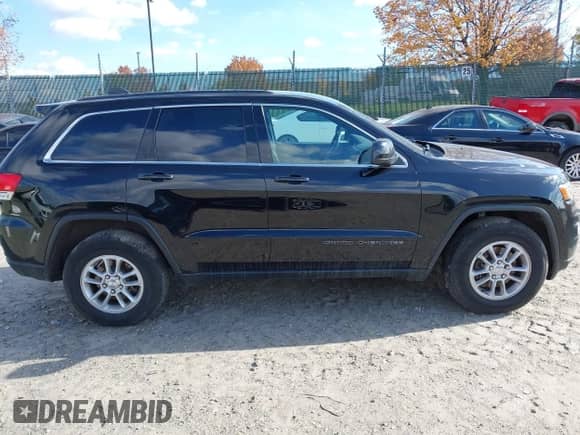2018 Jeep Grand Cherokee Altitude z VIN 1C4RJFAG3JC503217, wystawiony jako IAAI lot #43588525 z przebiegiem 75 607 mil mil oraz . Historia ofert i sprzedaży dostępna na DreamBid. Obrazek 13.