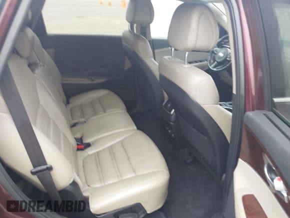 ✅ 2016 Kia Sorento EX • VIN: 5XYPHDA59GG121557 • Lot: 42358212. Listed on IAAI with 186,035 mi. Free auction sales archive from the USA and detailed vehicle history report at DreamBid. Image 8.